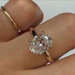 Anillo de Compromiso con Diamante Cultivado en Laboratorio, Corte Ovalado, 2 Quilates, Oro Sólido de 14K/18K, Certificado por IGI, Precio de Fábrica al por Mayor - Product Image 1