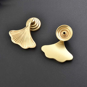 Furniture Knob Handles Golden Drop Pendant Pull Handle Fashion Ginkgo Leaf Shape Dresser Knobs for Kitchen Bathroom Cabinet Door - Product Image 1