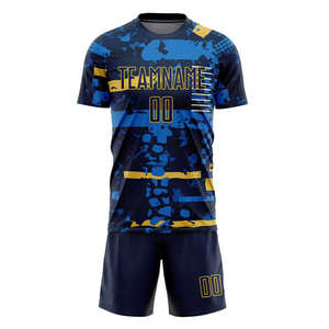 Uniforme de Fútbol Personalizado de Alta Calidad, 100% Poliéster, Nuevo Diseño, Ropa Deportiva Transpirable, Ligera, de Secado Rápido, Mangas Cortas - Product Image 1