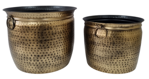 Jardinières en métal de luxe Linea Exports Inc. avec des motifs détaillés, parfaites pour créer des présentations spectaculaires dans les jardins et les espaces de luxe. - Product Image 1