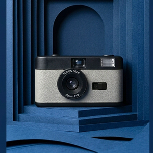 Cámara de Película de 35 mm Personalizada, Recargable, sin Enfoque, con Lente Fija de 28 mm, Diseño Compacto de Plástico - Product Image 1