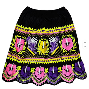 Jupes d'été grandes tailles en coton imprimé floral, style tribal tropical insulaire, inspirées de la Micronésie, Chuuk, Hawaï et Guam - Product Image 4