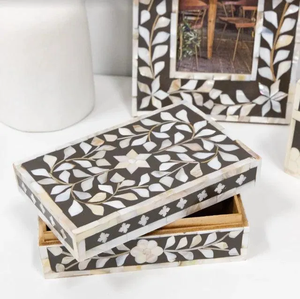 Organizador de Joyas de Madera con Incrustaciones de Hueso y Madreperla, Decoración Hecha a Mano - Product Image 2