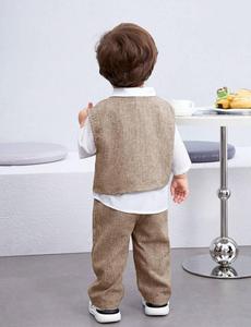 ชุดสูทเด็กผู้ชายแบบไม่สมมาตร 3 ชิ้น (เสื้อกั๊ก เสื้อเชิ้ต และกางเกง) - Product Image 4