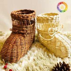 รองเท้าสานหวายทำมือ งานฝีมือดั้งเดิม ของตกแต่งบ้านรักษ์โลก - Product Image 1