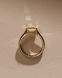 Anillo de Compromiso con Diamante Cultivado en Laboratorio, Corte Esmeralda de 1.50ct, Oro Sólido de 14K, E VS1, Solitario con Engaste de Bisel, Anillo de Boda de Lujo para Mujer - Product Image 4