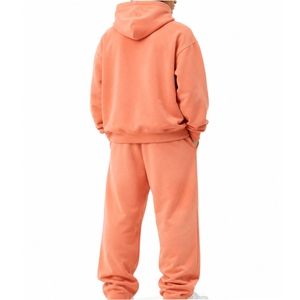 Ensemble de survêtement pour homme, coupe confortable, sweat-shirt à capuche et pantalon long, imprimé en relief, coupe classique confortable pour homme - Product Image 2