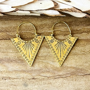 Pendientes Boho de Moda, Joyería Tribal de Latón para Mujer, Pendientes de Aro Triangulares Geométricos Chapados en Oro de 18k para Venta al por Mayor/OEM/ODM - Product Image 1