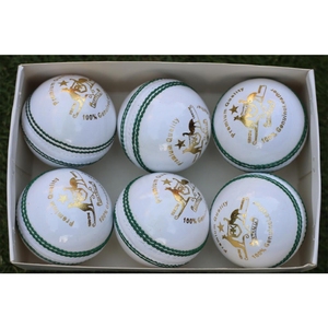 Pelota de cuero de calidad para partidos de cricket Victory Hardball con costura reforzada cosida a mano para entrenamiento y juego. - Product Image 3