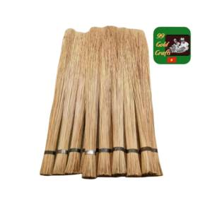 Escoba de Coco Natural Resistente para Limpieza de Patios y Aceras, Diseño Duradero - Product Image 2