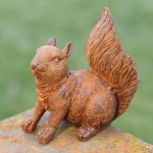 <b>Hand</b> <b>Cast</b> Technique Metal Squirrel Sculpture Rust Finish Garden Farm Decoration Handmade Squirrel Statue rust Finish - Product Image 6