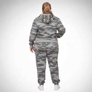 Ensemble survêtement femme grande taille imprimé camouflage avec sweat à capuche zippé et pantalon de jogging en molleton bouclette - Product Image 3