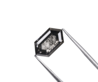 OM GEMS Diamante Hexagonal Suelto Cultivado en Laboratorio en India, Grado PK1-2, Corte Geométrico Único, Certificado por Terceros, Perforado con Láser IDI