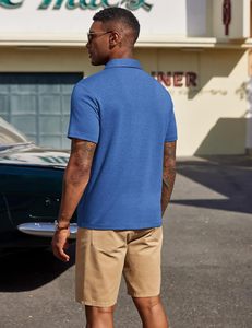 Chemise Homme Bleue à Manches Courtes, Couleur Unie, Décontractée, Respirante, en Coton Piqué Tricoté, avec Logo Brodé sur la Manche Gauche, Coupe Classique - Product Image 3