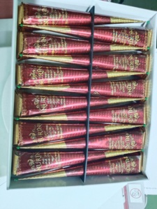 สีเพ้นท์หน้าและผิวกาย NEHA Fast Colour Cone สีมารูน ทำจากวัสดุพืชธรรมชาติ ได้รับการรับรอง MSDS เครื่องสำอางแร่ธาตุคุณภาพสูงสำหรับงานเทศกาลและศิลปะ - Product Image 5