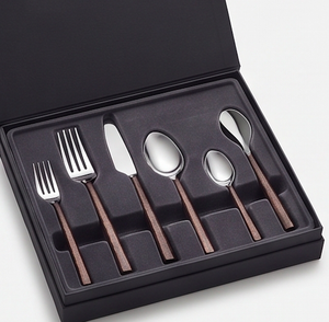 Ensemble de couverts minimalistes avec manches brunes, finition miroir haute brillance, compatible lave-vaisselle, en acier inoxydable, pour les occasions de mariage - Product Image 6