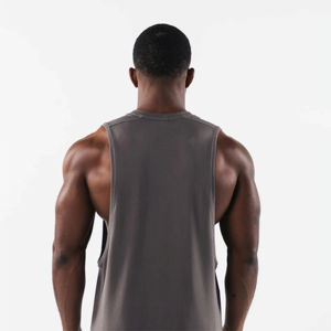 Débardeur pour hommes actifs en coton, écologique, respirant, séchage rapide, vêtements de sport de qualité supérieure pour la gym, l'entraînement et les activités sportives quotidiennes. - Product Image 4