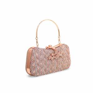 Envoltura de embrague de novia de satén champán P15186 - Product Image 2