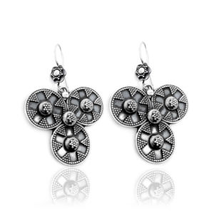 Boucles d'oreilles clous florales en argent sterling 925 oxydé, faites à la main, style bohème vintage, bijoux de déclaration, certifiées, cadeau pour fête - Product Image 1
