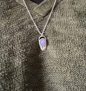 Chalcedoine naturelle lavande, charme vintage, bijoux faits à la main en argent 925 avec pierres précieuses pour femmes, fournisseur en gros, fabricant Rajasthan - Product Image 1