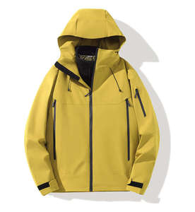 Veste Softshell Noire Personnalisée Imperméable à Capuche avec Fermeture Éclair Avant et Poignets Ajustables pour Travail en Extérieur – Vente en Gros pour Hommes, Fournisseur Exportateur - Product Image 2
