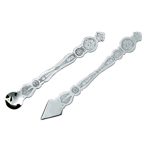 Juego de Cuchara y Cuchillo de Comunión Grabados en Plata |   Utensilios Litúrgicos Ortodoxos – DOUBLE VEE EXPORTS - Product Image 1