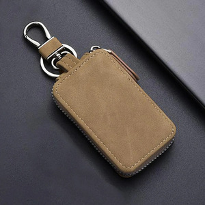 Porte-clés en cuir véritable avec un profil compact et un style élégant et professionnel, en cuir pleine fleur - Product Image 5