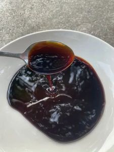 Mélasse de sucre de canne naturelle en gros |   80 °   Brix, Mélasse brune pour usage industriel |   Approvisionnement en gros en provenance du Vietnam |   Mme Anna - Product Image 1
