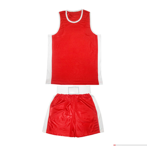 Uniforme de boxe de haute qualité pour jeunes, couleur rouge, en polyester respirant, pour entraînement en club et équipe. - Product Image 1
