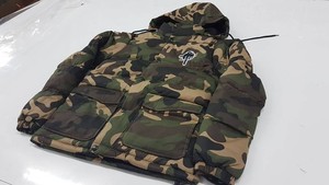 Custom Men's Camouflage <b>Jacket</b> with Heavyweight Water Resistant Fabric Modern Streetwear Design and OEM Production - Product Image 2