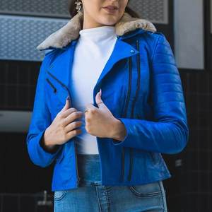 Chaquetas Azules para Mujer con Logotipo Personalizado, Chaquetas Vintage para Invierno, Abrigos Modernos de Cuero, Chaqueta Bomber Genuina, Estilo Urbano - Product Image 3