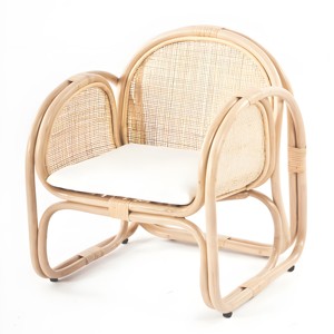 Fauteuil en rotin pour chambre d'enfant, adorable canapé de taille enfant, coussin moelleux pour chambre et salle de jeux - Product Image 1