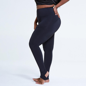 Leggings de sport taille haute en nylon pour femme, respirants, tricotés, avec effet push-up fessier, pour le fitness - Product Image 3