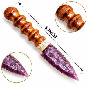 Ornement décoratif en forme de poignard en verre violet avec manche en bois fait main, objet de collection gothique fantastique, 8/10 pouces - Product Image 5