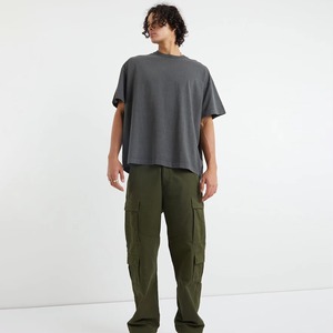 T-shirt Homme Oversize Col Rond Gris Foncé Manches Courtes Décontracté 100% Coton Écologique Léger Personnalisable Couleur Unie - Product Image 2