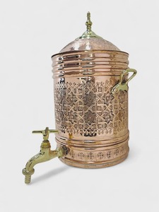 Distributeur d'eau en cuivre de style mi-siècle 1986 avec couvercle, grande capacité, design oriental, pour usage domestique - Product Image 2