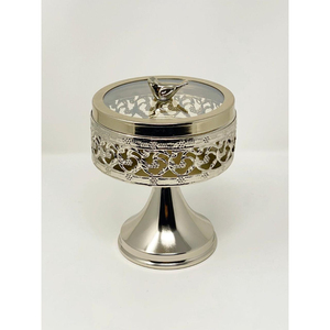 Bol à dattes de luxe plaqué argent avec couvercle en forme d'oiseau et motif ajouré élégant, pot de service arabe pour dattes Khajoor, idéal pour la décoration du Ramadan - Product Image 1