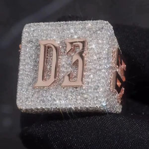 Bague de fiançailles et de mariage unisexe en argent sterling 925 plaqué or rose, sertie de moissanite D VVS, certifiée GRA, style Hip Hop Iced Out - Product Image 1