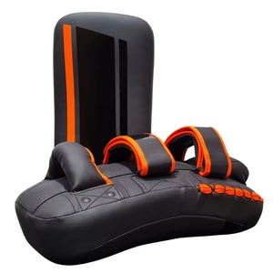 Vente en gros de protège-mains de boxe incurvés en cuir de vachette de qualité supérieure, personnalisés pour le Muay Thai et le Kickboxing - Product Image 3