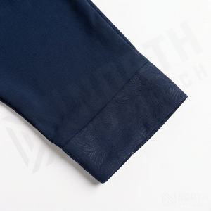 ชุดกิโมโนแบบ OEM ปี 2025 เสื้อคลุมอาบายะ ผ้าโพลีเอสเตอร์เนื้อนุ่ม ยืดหยุ่นสูง หนาขึ้น สำหรับผู้หญิงมุสลิม คอวี แขนยาว เหมาะสำหรับงานปาร์ตี้ รอมฎอน งานแต่งงาน - Product Image 5