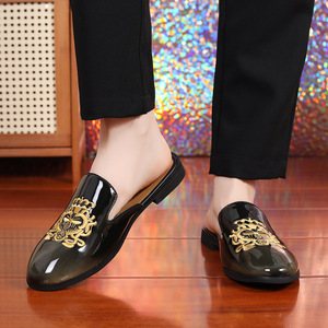 Sandalias Mocasín Bordadas para Hombre, de Punta y Talón Cerrados, para Uso Exterior, Pantuflas de Exterior con Punta Cerrada - Product Image 2