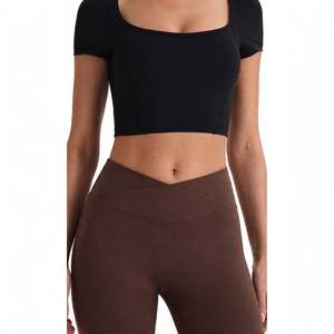 Conjunto Deportivo de 4 Piezas para Mujer, Talla Grande, Color Sólido, Calidad Premium, Transpirable, de Secado Rápido, Ropa Deportiva para Entrenamiento Físico y Gimnasio - Product Image 4