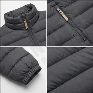 Logo personnalisé Parkas d'hiver pour femmes Manteau en laine épaisse ajustée pour dames avec fermeture éclair Grande taille Vestes décontractées Couleur unie Bouffant chaud - Product Image 4