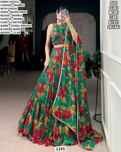 Lehenga Choli Noir Divin - Tenue Traditionnelle Longue pour Femmes, Idéale pour les Fêtes et les Mariages - Product Image 2