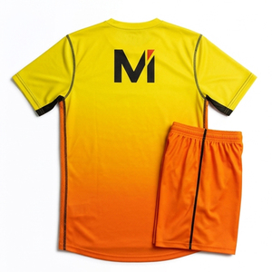 Conjunto de Uniforme de Fútbol con Diseño Personalizado y Estampado por Transferencia de Calor, Camiseta de Fútbol Transpirable, Ropa Deportiva Profesional para Equipos, UPF 50 Personalizado - Product Image 4