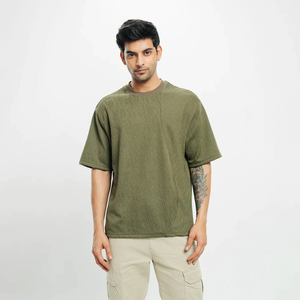 Nueva camiseta oversize para hombre, hecha a mano, transpirable, en diferentes colores, informal, de buena calidad, con logo personalizado impreso. - Product Image 3