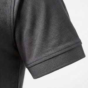Polo en piqué 100% coton gris à manches courtes pour homme, décontracté, respirant, coupe classique, design tricoté uni - Product Image 6
