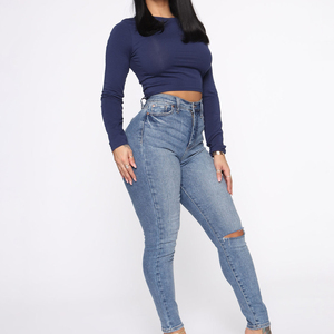 Top Deportivo Corto para Mujer, Personalizado, Manga Larga, Corte Regular, 100% Algodón, Ajuste Delgado, con Logotipo, para Yoga, Gimnasio, Ejercicio, Color Azul Marino, Venta al Por Mayor - Product Image 4