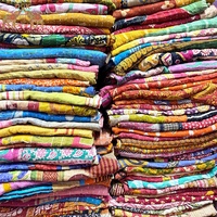Fait à la main réversible Vintage Kantha couette indien coton Kantha couverture et jeter pour la vente en gros