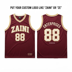 Maillot de basketball en polyester respirant léger 140 GSM, séchage rapide, imprimé par sublimation, bordeaux avec bordure crème, personnalisable - Product Image 1